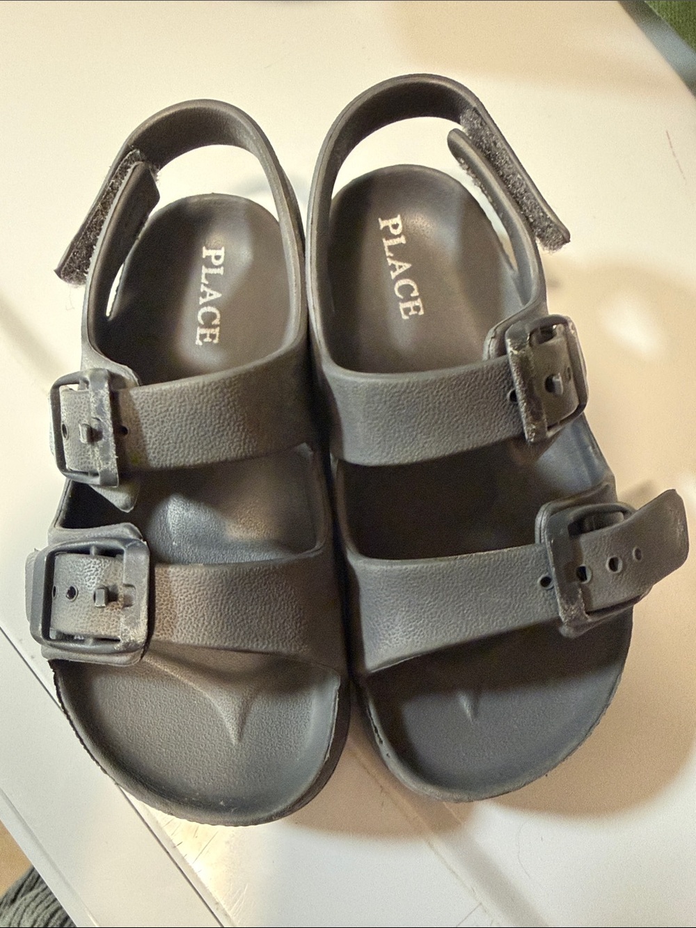 Toddler Kids Grey Double-Strap Buckle Sandals Size 7
